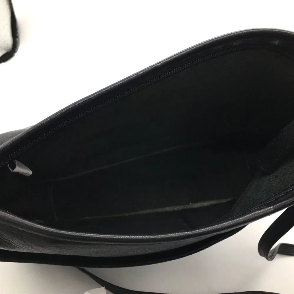 Vintage Almondo Classic Black Leather Shoulder Bag Purse